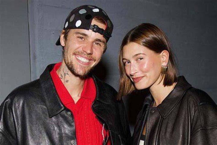 Justin Bieber & Hailey Bieber ( Instagram )