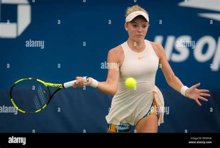 Katie Swan with fellow tennis player Joel Cannell