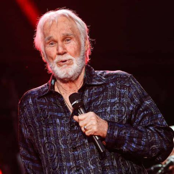 Kenny Rogers' Spouses, Girlfriends & Dating History