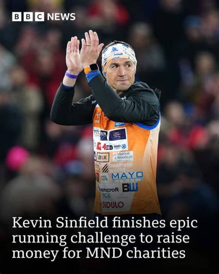  Kevin Sinfield has raised more than &pound;600,000 as he does seven marathons in seven days