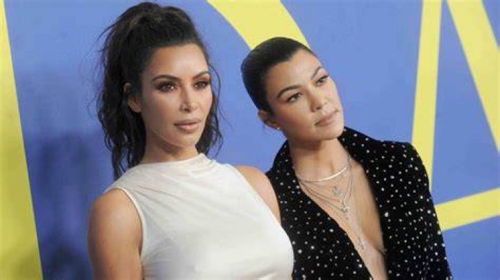Kim Kardashian and Kourtney respond to Twitter about KUWTK fight.