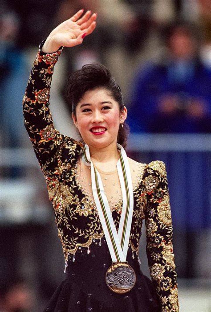 Kristi Yamaguchi Pictured With Her Two Daughters, Keara, And Emma Celebrating Christmas 2020