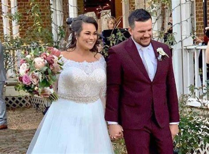 Kyle Schwarber Wife Who Is Paige Hartman?