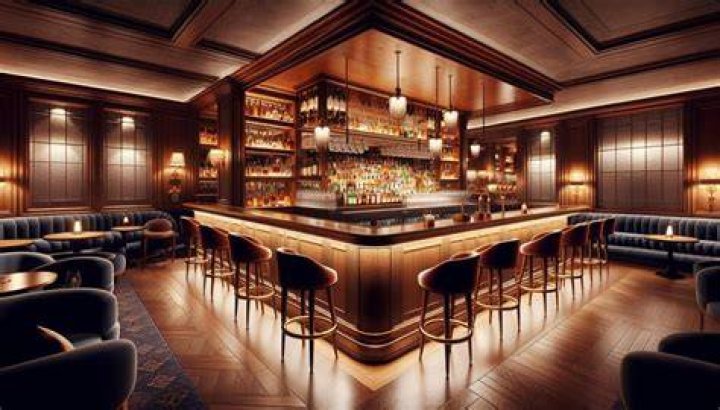  Le Bar Americain ... five-star Hotel de Paris' world-famous luxury venue