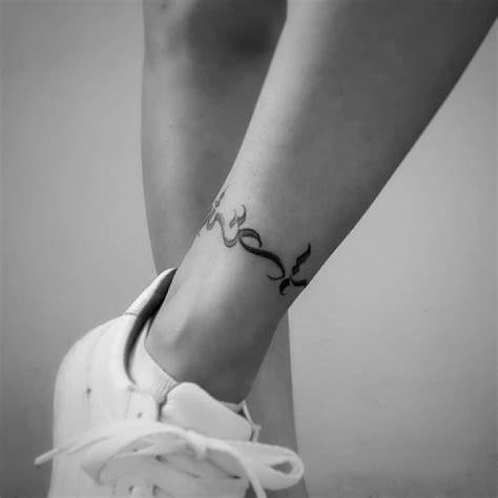 Leg Arabic Tattoos -sanctum_yg