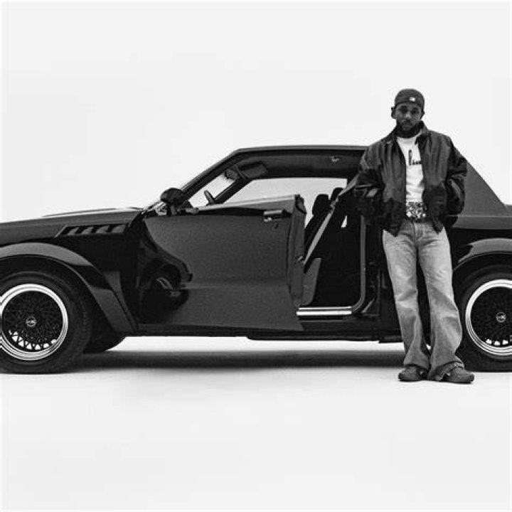 Leon Lamar with his car