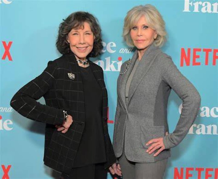 Lily Tomlin and Jane Fonda promoting Grace and Frankie