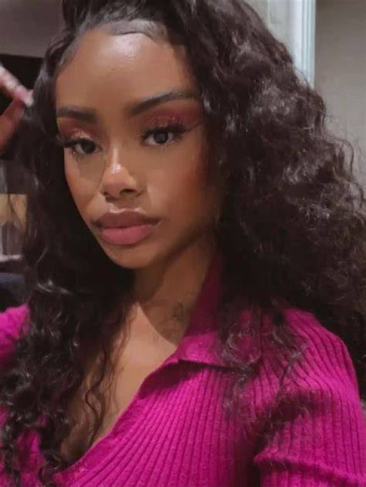 Maleesa Mooney Sister
