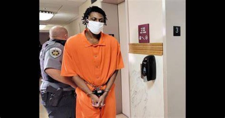 Man avoids death penalty, takes plea deal in 2011 murder