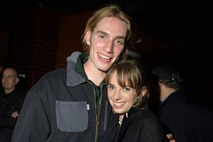 Maya Hawke Siblings (Brother)