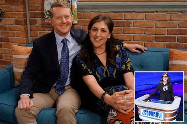 Mayim Bialik, Ken Jennings Will Host Through Season 38 of 'Jeopardy'
