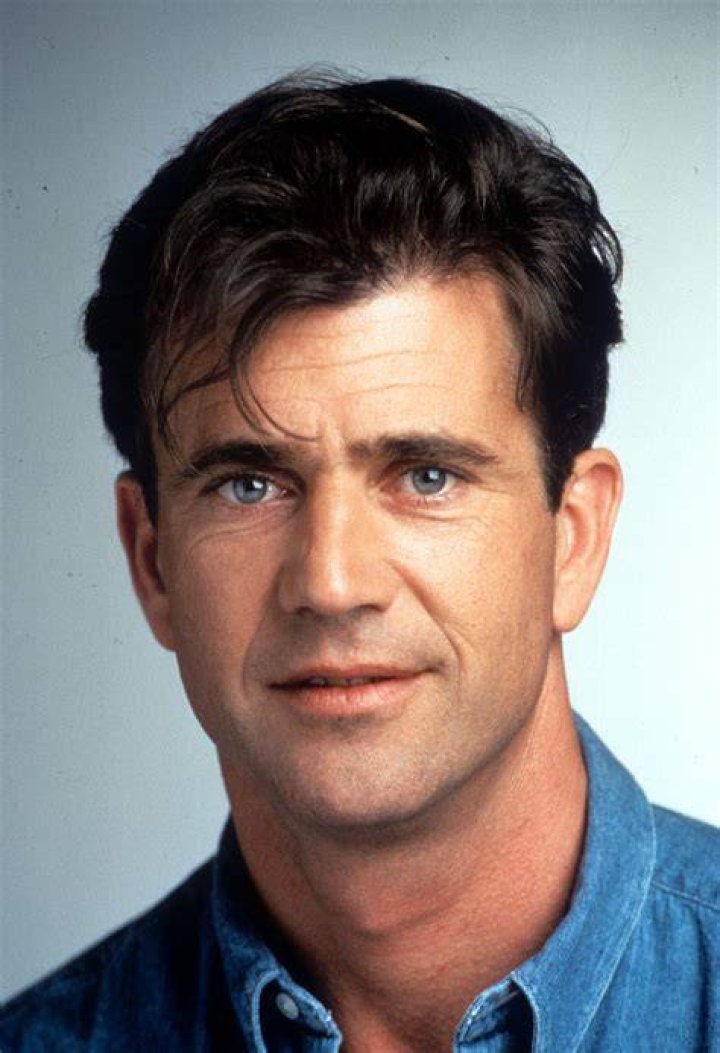 Mel Gibson with a blue face 