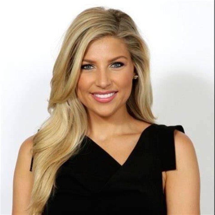 Melanie Collins, Reporter