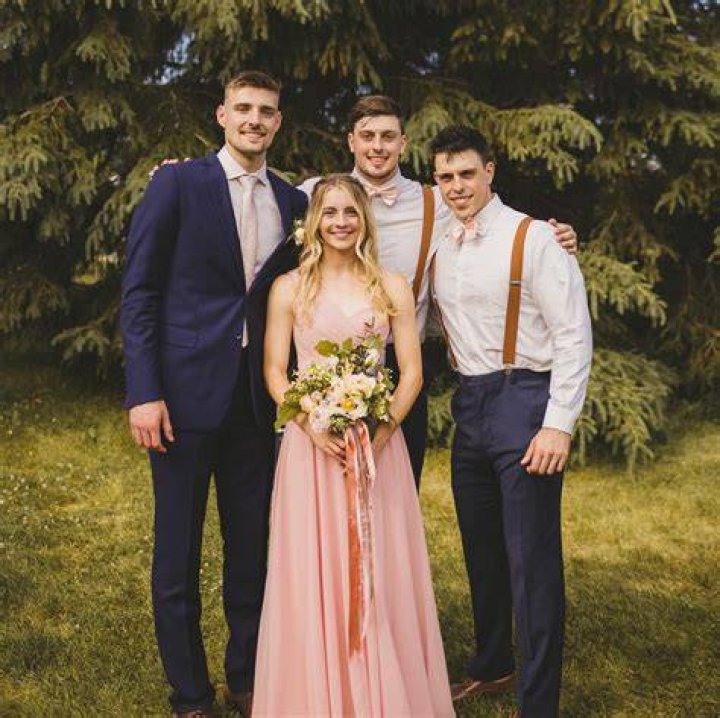 Micah Potter With His Siblings