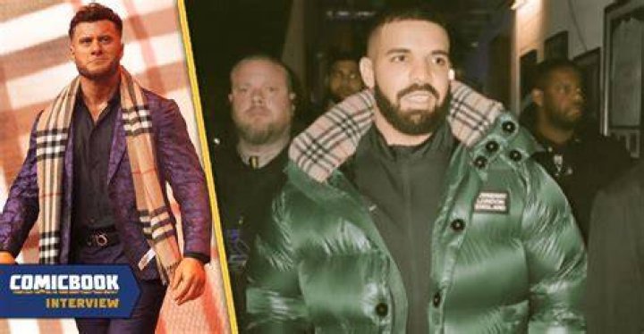 MJF-DRAKE-TROPHIES-AEW-ENTRANCE