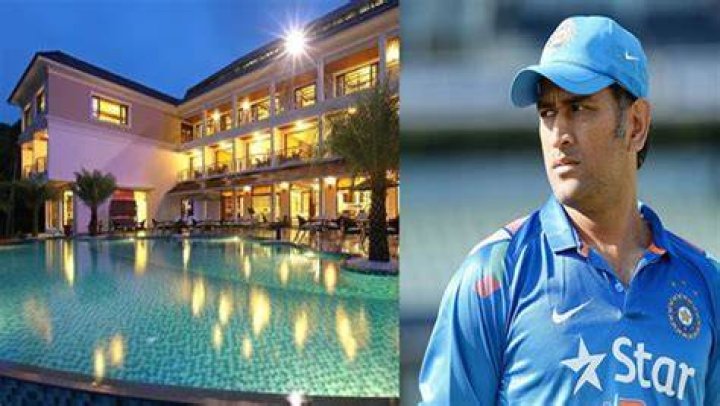 MS Dhoni real estate