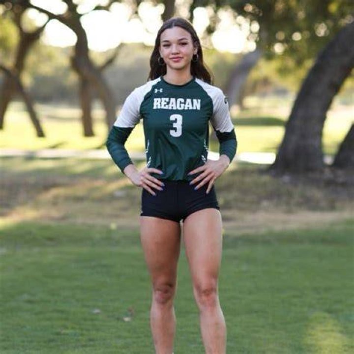 Mya Allen Plays High School Volleyball At Reagan HS