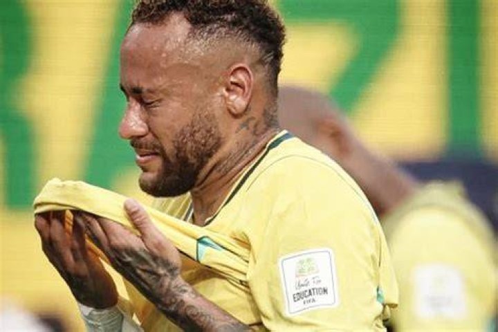 Neymar knelt down and cried at the final whistle (Source: The Japan Times)