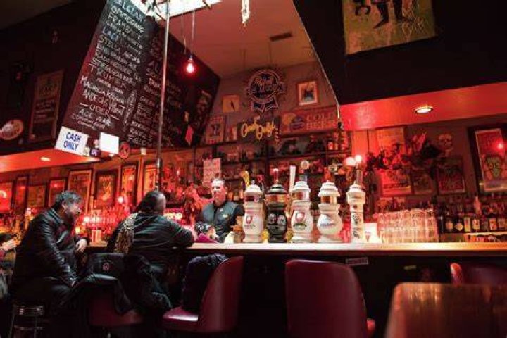 Once opened, the bar looked incredibly similar to an actual Toblerone
