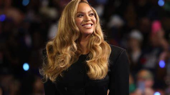  One user called Beyonc&eacute;'s new jumper 'pitiful'
