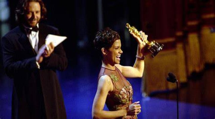 Oscar-winner Rachel says getting older has been helped by getting wiser