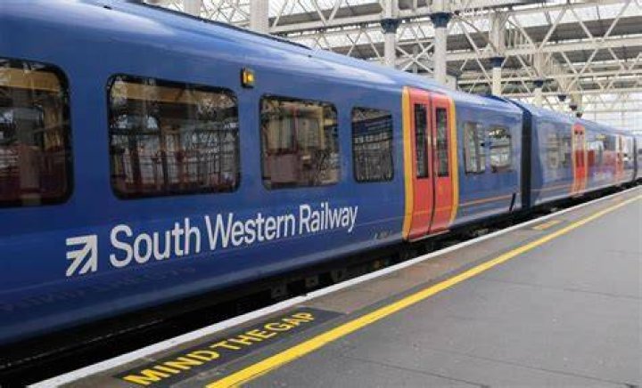  Passengers travelling on South Western Railway faced huge disruption this morning