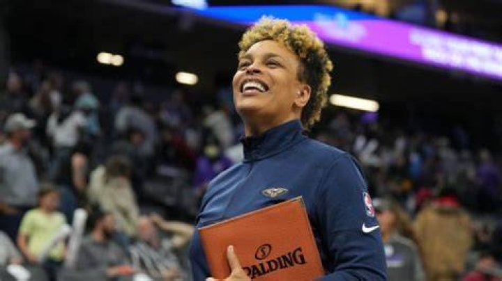Report Pelicans Release Teresa Weatherspoon From Coaching Staff