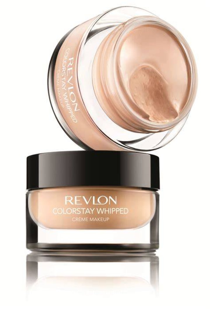 Revlon ColorStay Whipped Cr&egrave;me Makeup