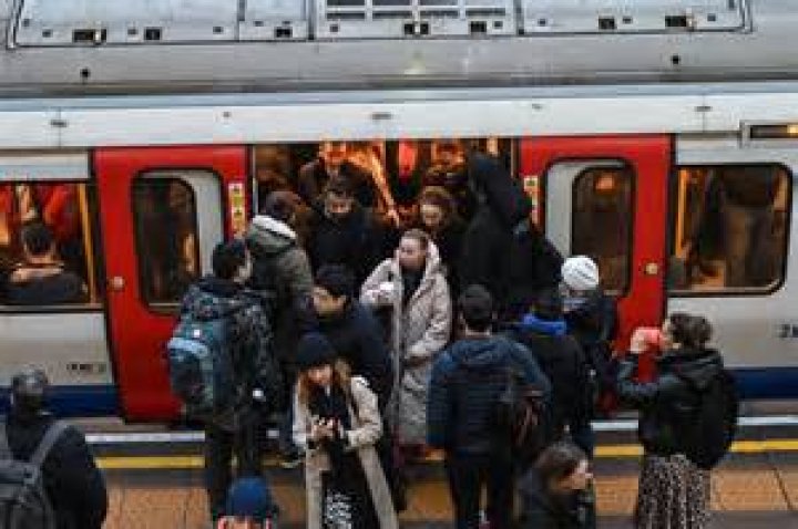  Rush hour today saw severe overcrowding in Waterloo station
