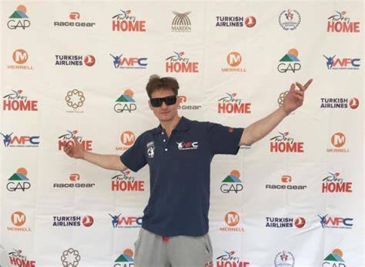 Ryan live hosting in Mardin