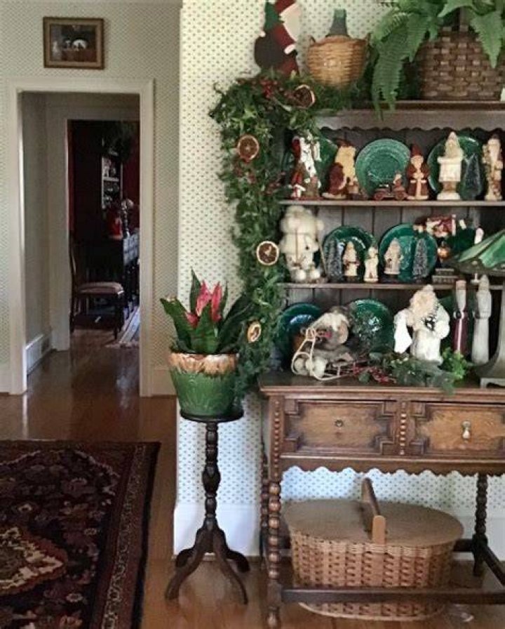 She collected decorations to represent each of the movies