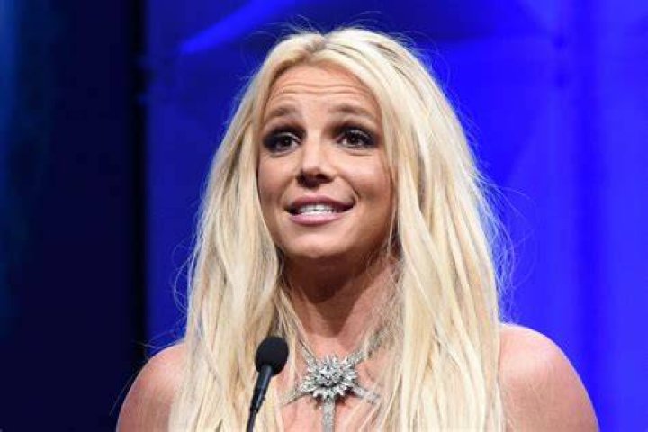 She created a wider cleavage with this style
