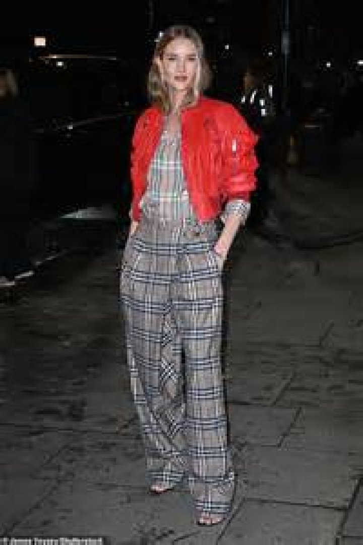 She rocked a full Burberry outfit