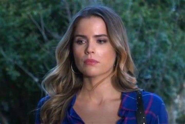 Sofia Mattsson as Sasha Gilmore