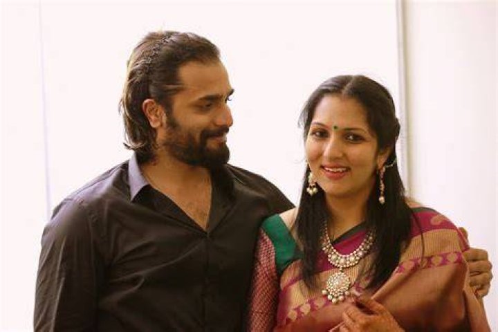 Sri Murali Wife Vidya Family