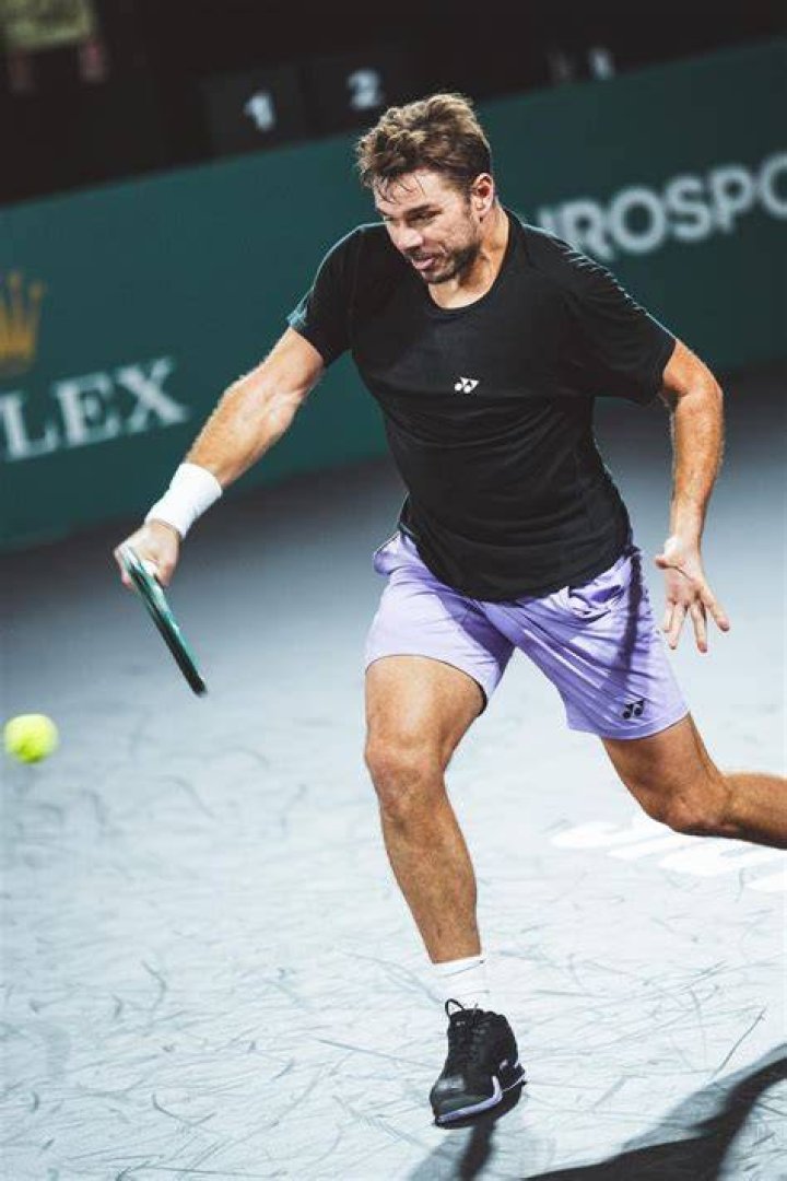 Stan Wawrinka Practicing In Yonex Attire