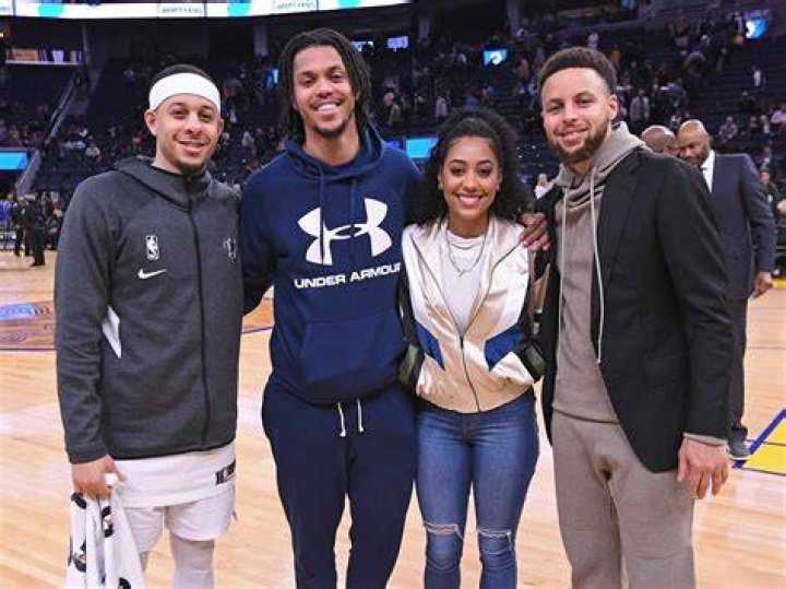 Sydel-curry-with-seth-and-stephen-curry