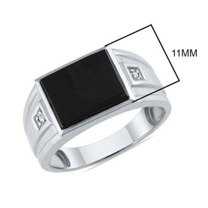 Szul Men&rsquo;s Rectangle Onyx and Diamond Ring