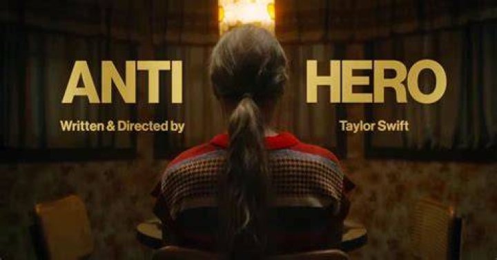 taylor-swift-song-anti-hero-sexy-baby-lyrics-explained-30-rock-connection.jpg
