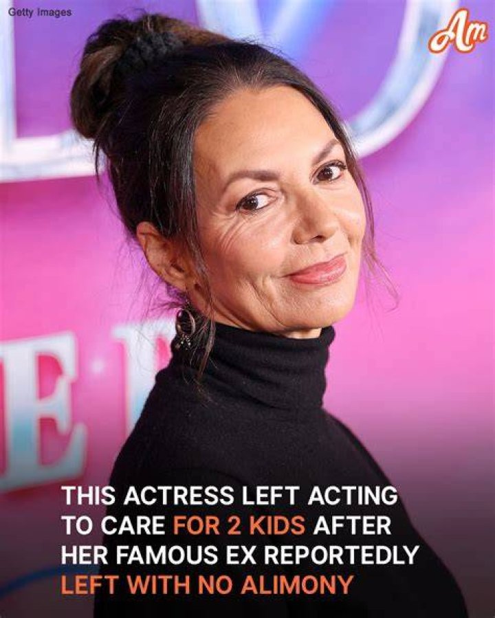 The actress was with her Ted Lasso co-stars for the awards