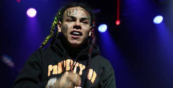  The controversial rapper turned heads at the Heavensake 'A Better High' Awareness Performance in Paris