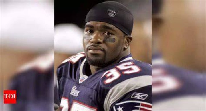 The Former Patriots Player Pictured With His Son, Taj, And His Daughter In 2020
