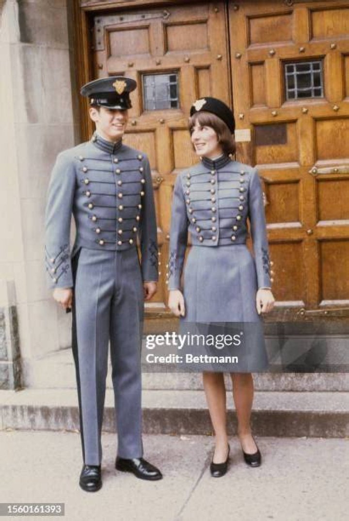  The uniforms she wears in her day-to-day duties