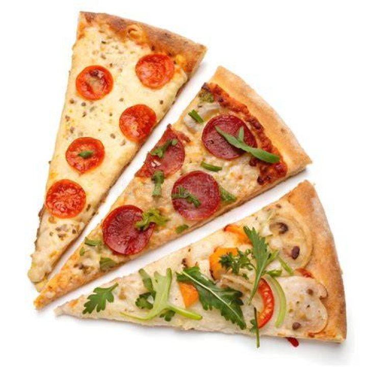  Three slices of Pizza Hutt's small farmhouse pizza still contain 167 calories less than a chicken caesar salad from Leon