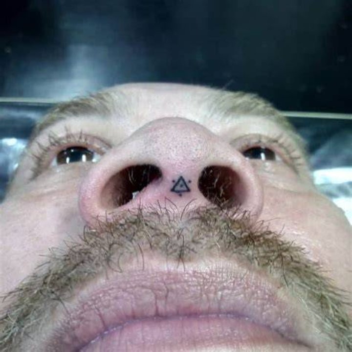 Tribal Face Nose Tattoo primo_juan_