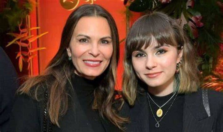 Who Is Trisha Cardoso? Ava Maybee’s Mom American Idol, Age, Husband, Children, Ethnicity & Instagram 2 Trisha Cardoso Husband