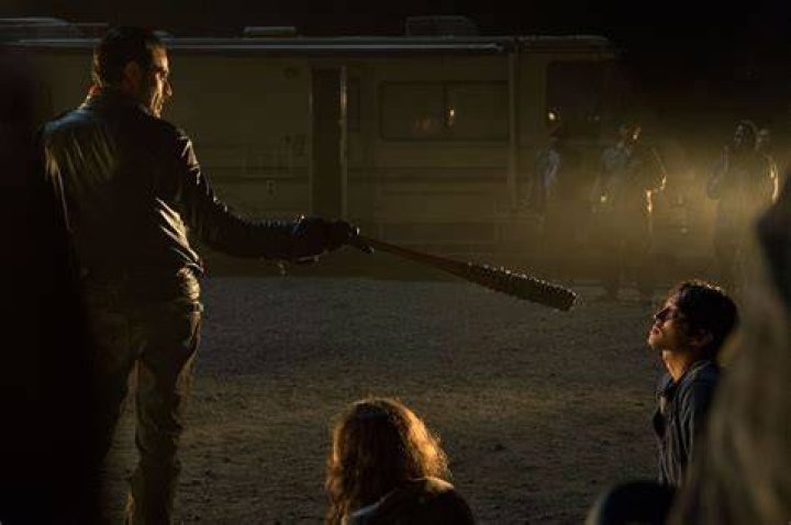 twd-glenn-negan-bat-206043