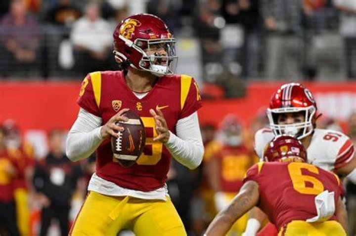 USC Torjans Quarterback Caleb Williams 