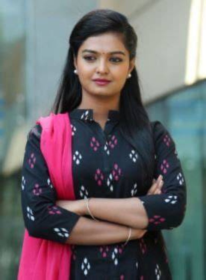 Varsha HK Serial Actress
