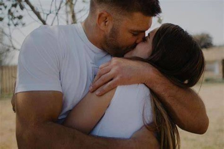 Vasti Has Been Dating The South African Boxer Since Last Year